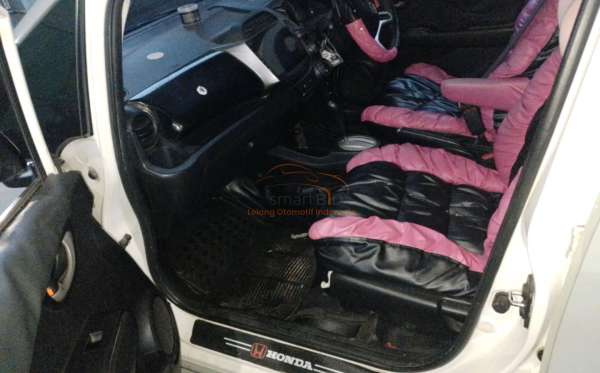 HONDA  JAZZ