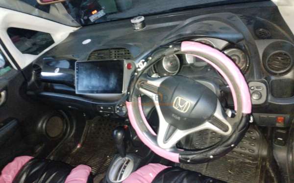 HONDA  JAZZ