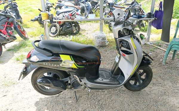 HONDA SCOOPY