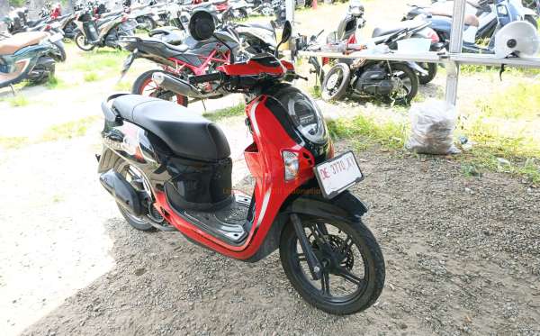 HONDA SCOOPY