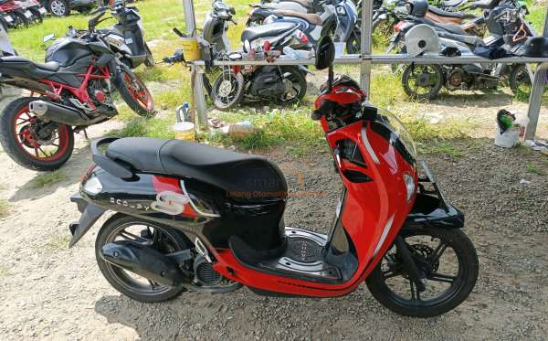 HONDA SCOOPY