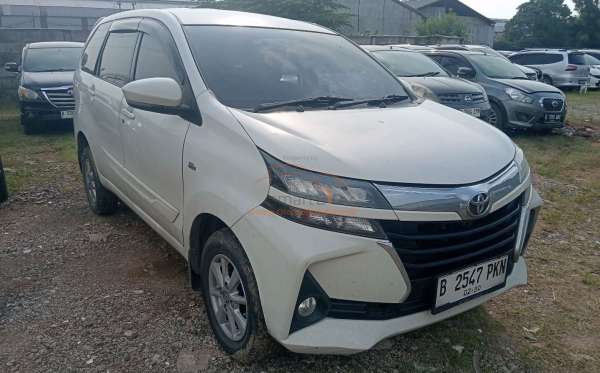 TOYOTA AVANZA 1.3 G