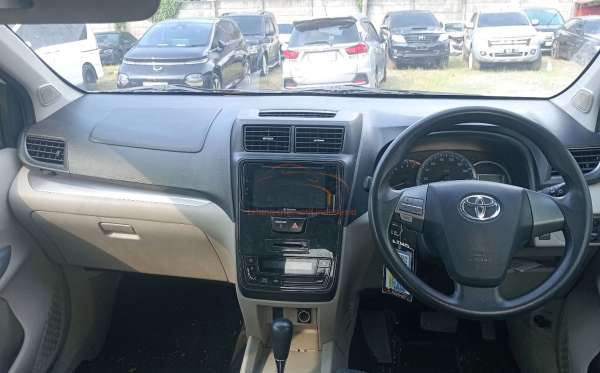 TOYOTA AVANZA 1.3 G