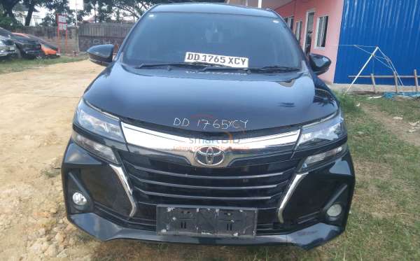 TOYOTA AVANZA 1.3