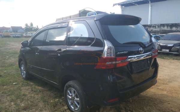 TOYOTA AVANZA 1.3