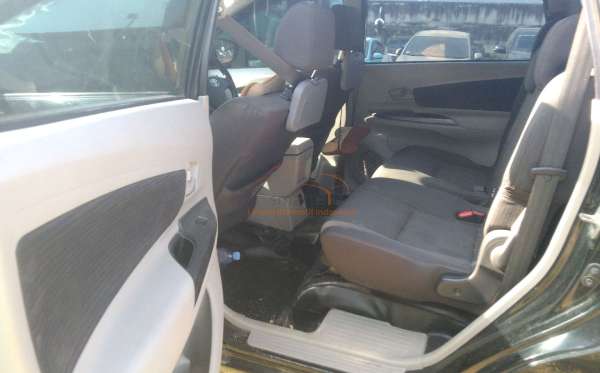 TOYOTA AVANZA 1.3