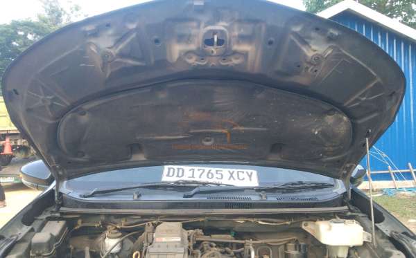 TOYOTA AVANZA 1.3