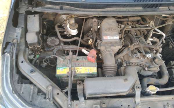 TOYOTA AVANZA 1.3