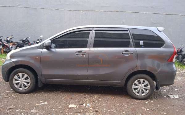 TOYOTA AVANZA E