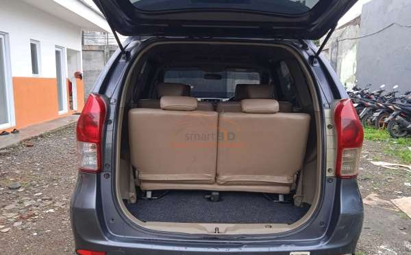 TOYOTA AVANZA E
