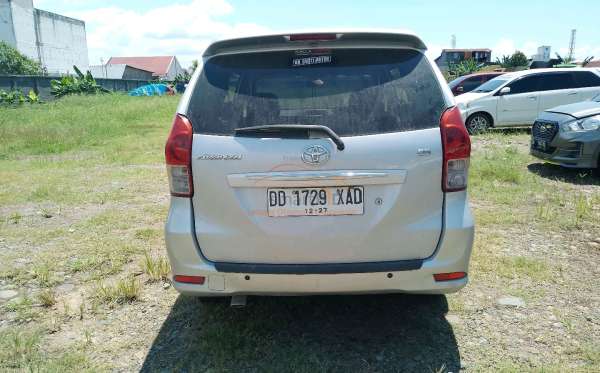 TOYOTA AVANZA