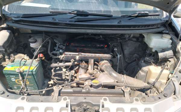 TOYOTA AVANZA