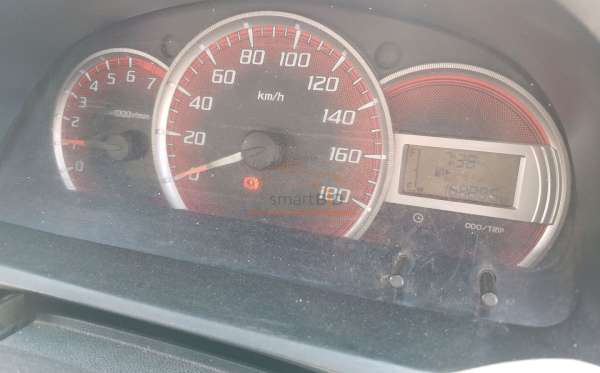 TOYOTA AVANZA