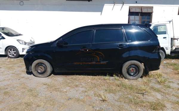 TOYOTA AVANZA 1.3 E