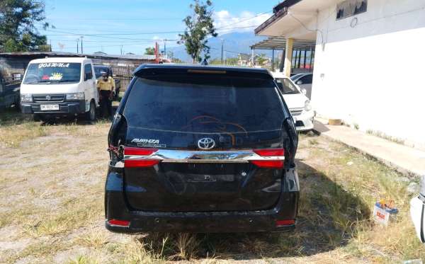 TOYOTA AVANZA 1.3 E