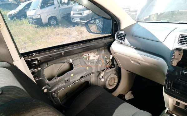 TOYOTA AVANZA 1.3 E