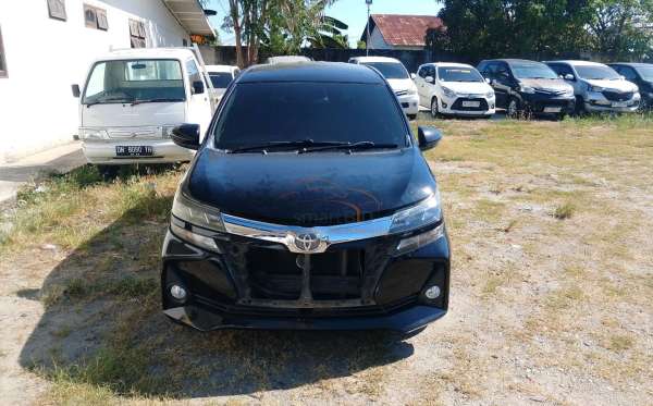 TOYOTA AVANZA 1.3 E