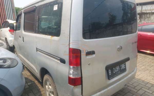 DAIHATSU GRAN MAX