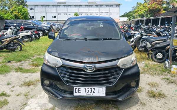 DAIHATSU  XENIA  X