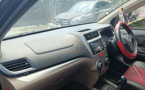 DAIHATSU  XENIA  X