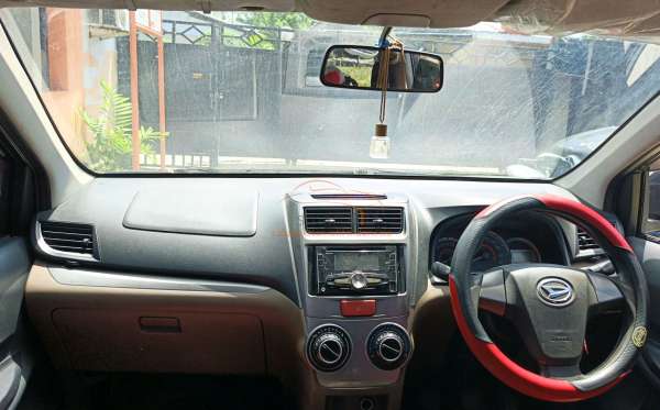 DAIHATSU  XENIA  X