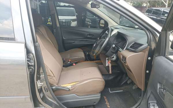 DAIHATSU  XENIA  1.3 X