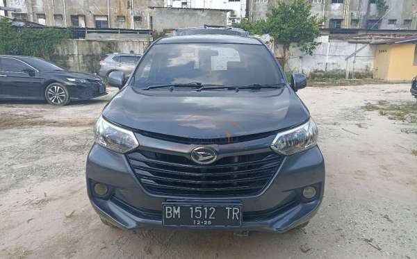 DAIHATSU  XENIA  1.3 X