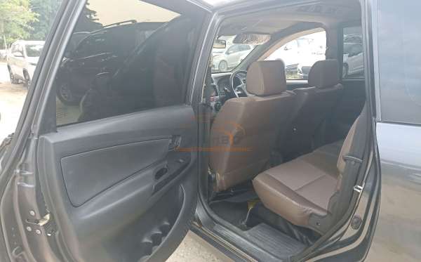 DAIHATSU  XENIA  1.3 X