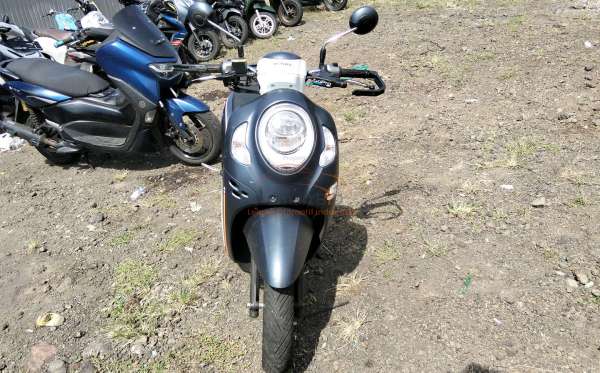 HONDA SCOOPY PRESTIGE