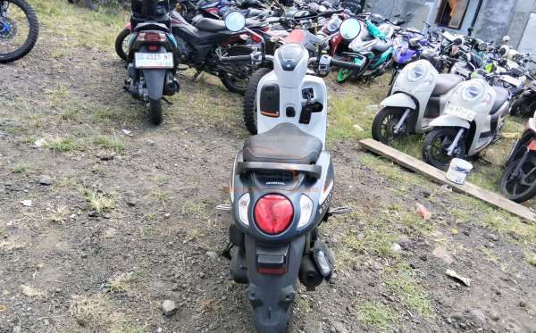 HONDA SCOOPY PRESTIGE