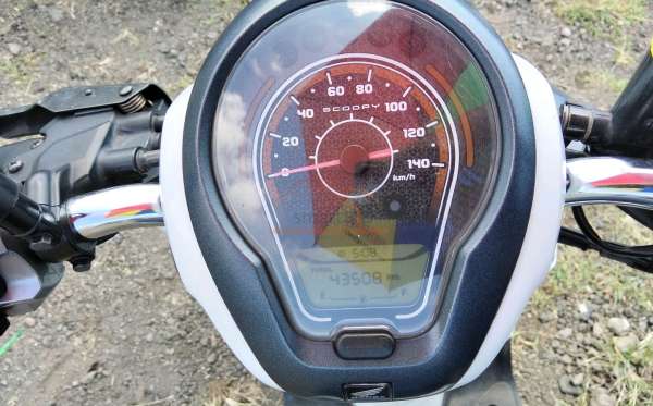 HONDA SCOOPY PRESTIGE