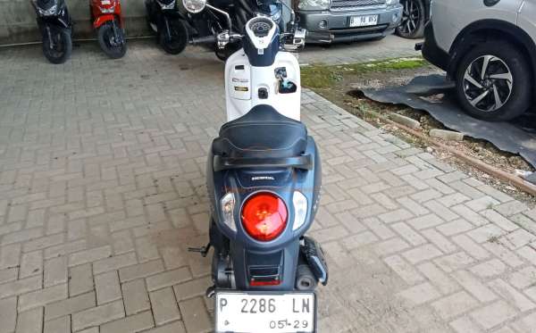 HONDA SCOOPY