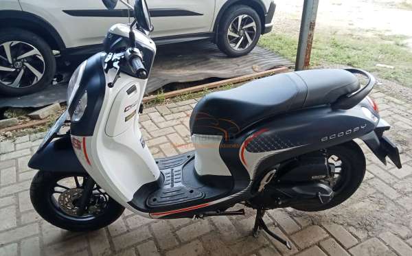 HONDA SCOOPY