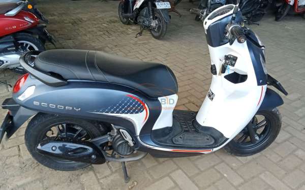 HONDA SCOOPY