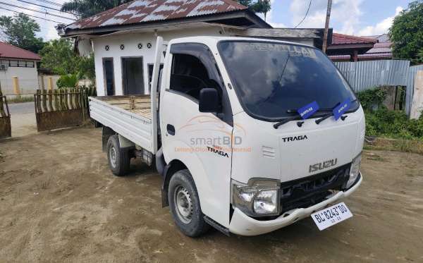 ISUZU TRAGA