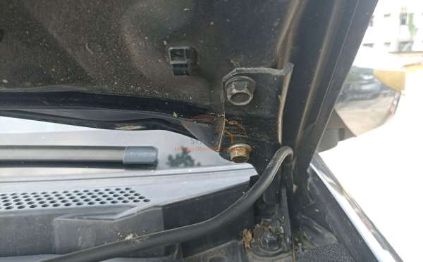 MITSUBISHI PAJERO SPORT 2.5 D EXCEED (4X4)