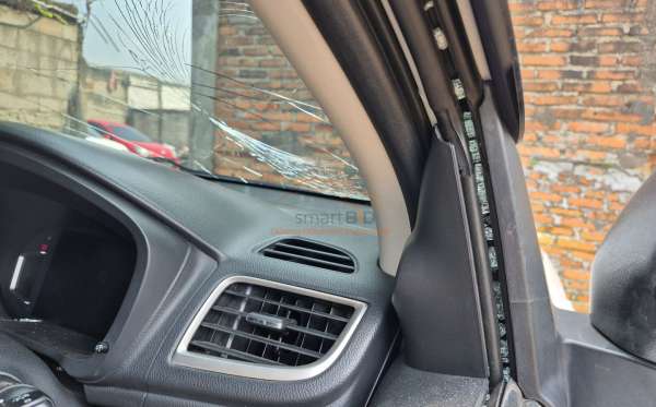 MITSUBISHI PAJERO SPORT DAKAR