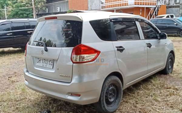 SUZUKI ERTIGA