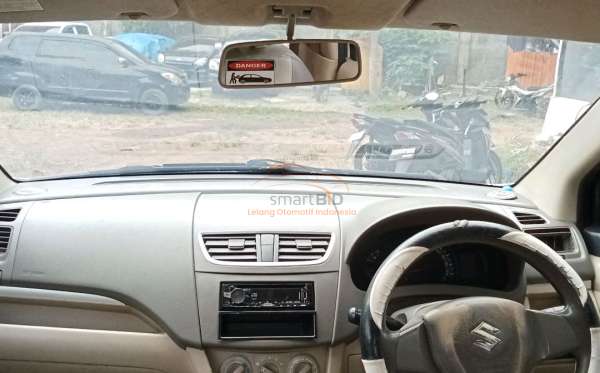 SUZUKI ERTIGA