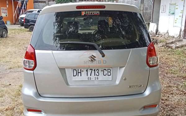 SUZUKI ERTIGA