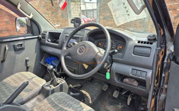 SUZUKI MEGA CARRY P.U