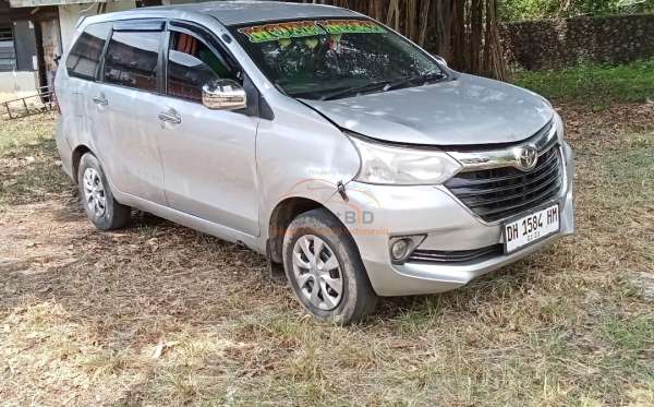 TOYOTA AVANZA 1.3 E