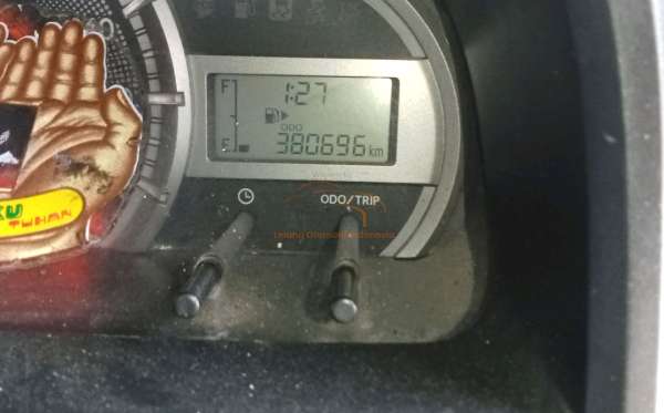 TOYOTA AVANZA 1.3 E