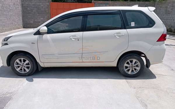 TOYOTA AVANZA 1.3 G