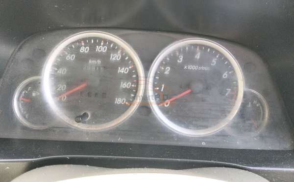 TOYOTA AVANZA