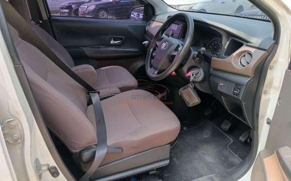 TOYOTA CALYA 1.2 G M/T