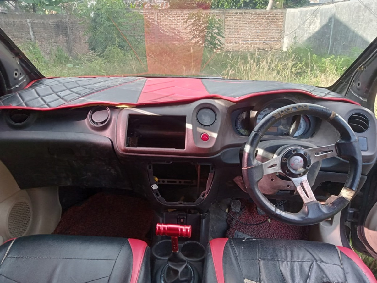 HONDA BRIO  SATYA 1.2 E