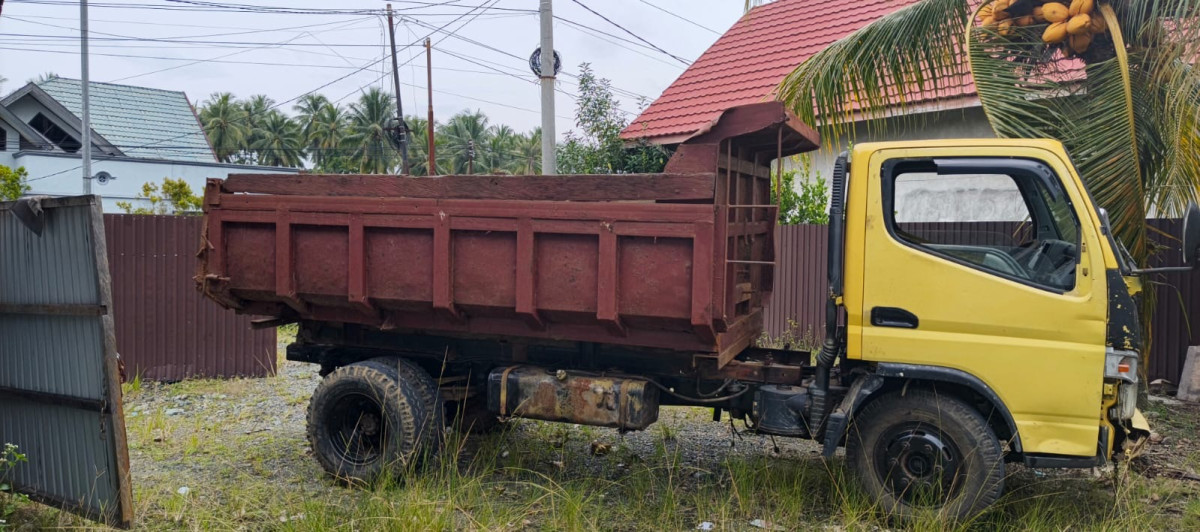 MITSUBISHI  FE  74 HDV