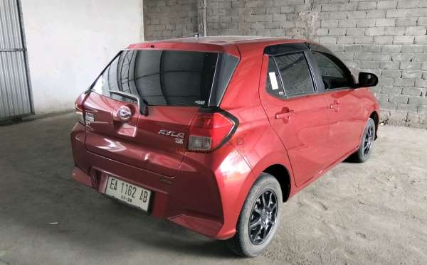DAIHATSU AYLA 1.0 X