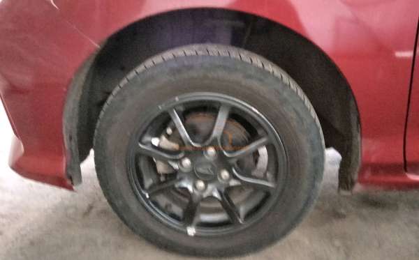 DAIHATSU AYLA 1.0 X